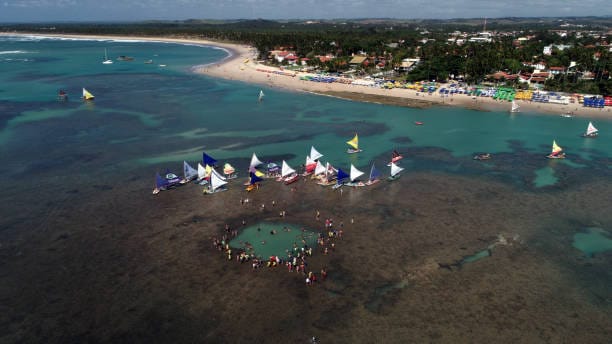 Vista aérea das piscinas naturais da praia de Porto de Galinhas.