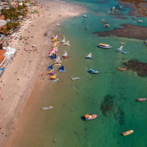 Porto de Galinhas beach is located in Pernambuco, in the municipality of Ipojuca, about 60 km from Recife